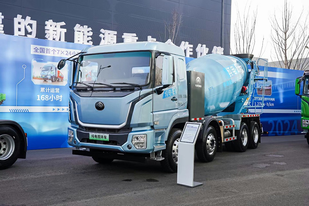 實力見證 | 多款新品首發，宇通重卡春季新品發布會隆重舉行