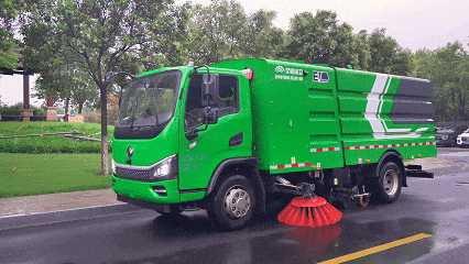 「宇」見好車丨高效應(yīng)對(duì)多場(chǎng)景清掃需求，宇通12噸純電洗掃車煥新上市！