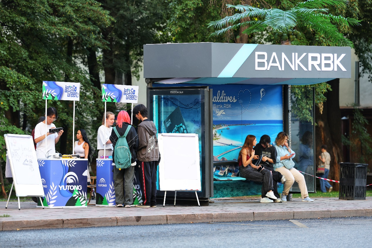 綠色點亮阿拉木圖 宇通攜手中國駐阿拉木圖總領事館共啟低碳出行新篇章