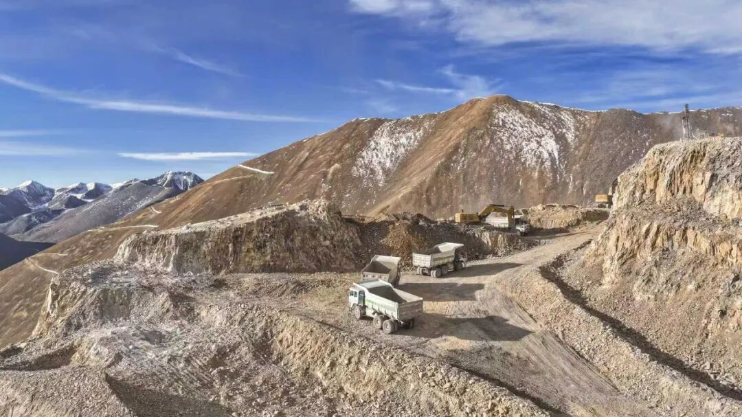 宇礦同行|宇通礦卡受邀參加全球礦業電氣化峰會，共繪零碳智慧礦山新藍圖！