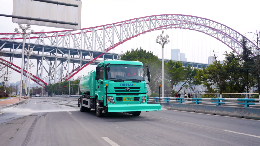 宇通新能源環衛┃再繪重慶綠水青山間的城市答卷 宇通新能源環衛┃再繪重慶綠水青山間的城市答卷