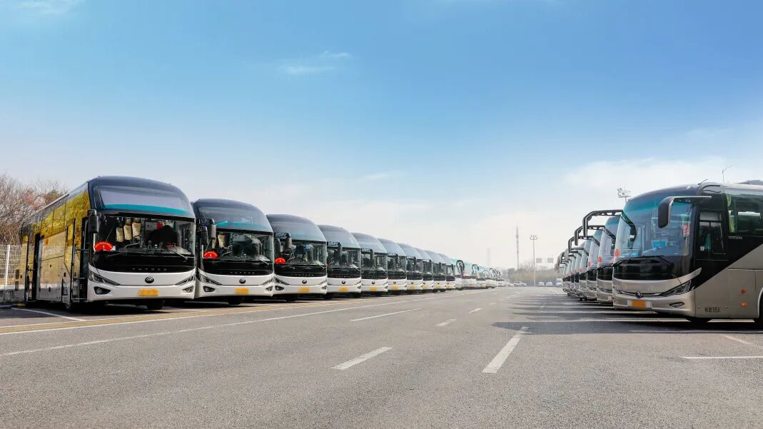 “兩會時刻”開啟!宇通T7等高端車型實力護航各地兩會 “兩會時刻”開啟!宇通T7等高端車型實力護航各地兩會